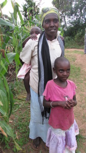 Lamula, her mom and sibling